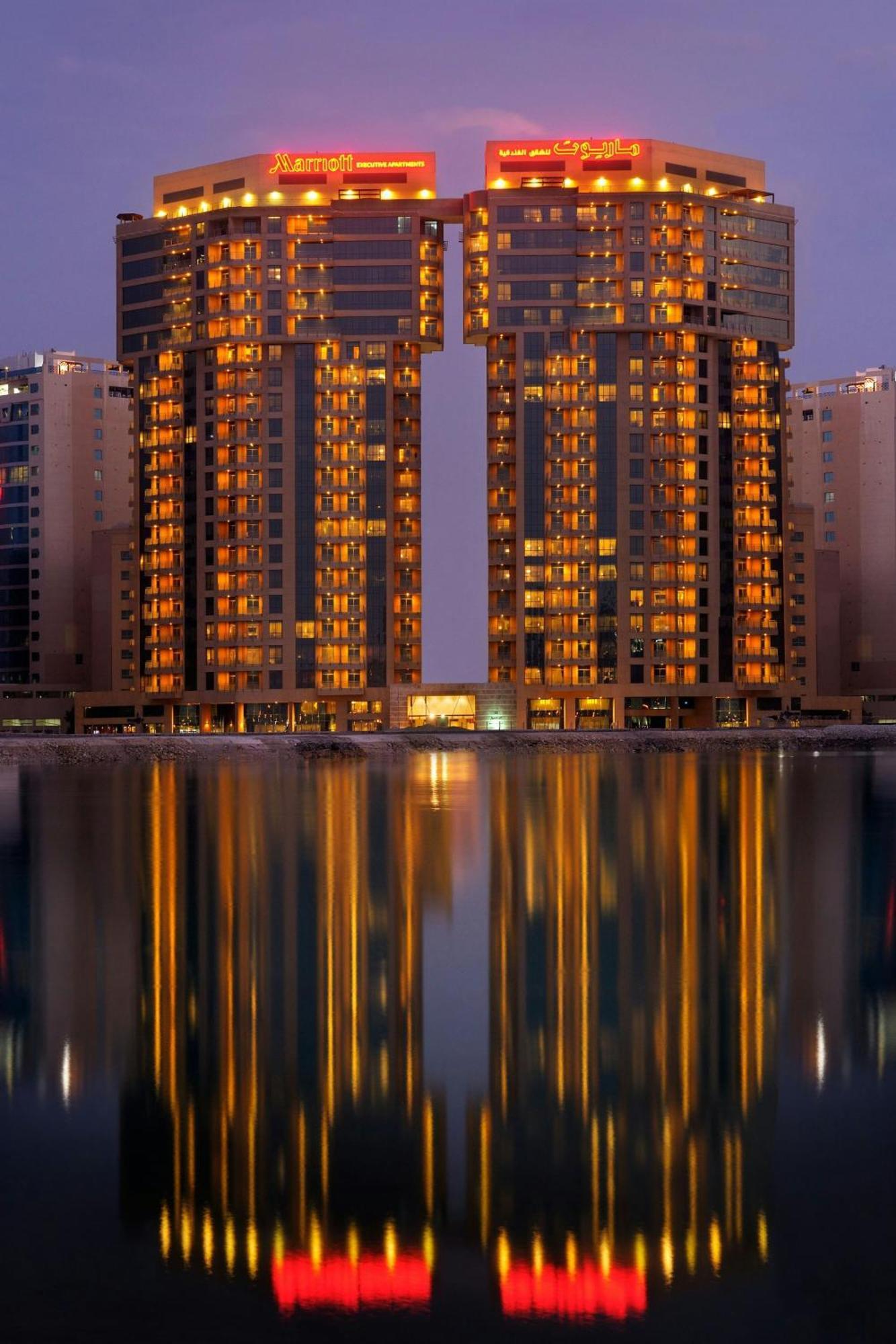 Marriott Executive Apartments Manama, Bahrain Eksteriør bilde The Address, Dubai Marina