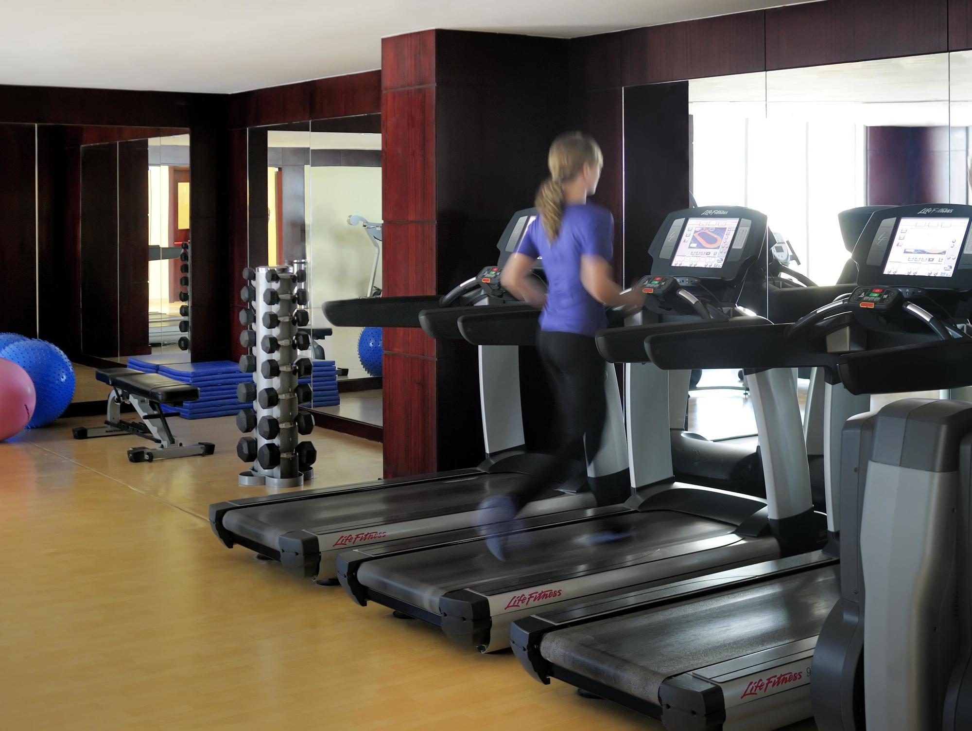 Marriott Executive Apartments Manama, Bahrain Eksteriør bilde A treadmill